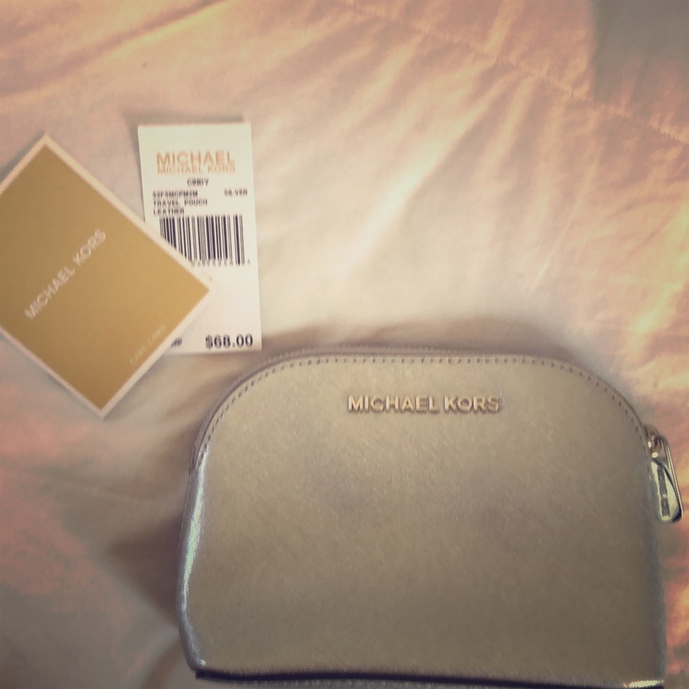 Michael Kira travel pouch